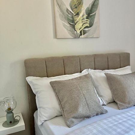 Apartments Fortuna Biograd Na Moru Esterno foto